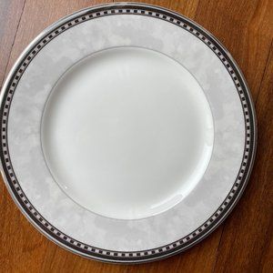 NEW Five (5) Royal Doulton Archives Langley Luncheon Accent Plates